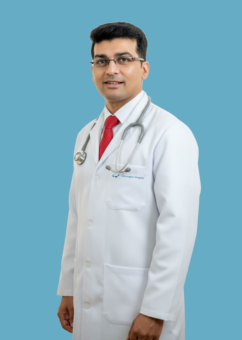 Dr Akshay Damle