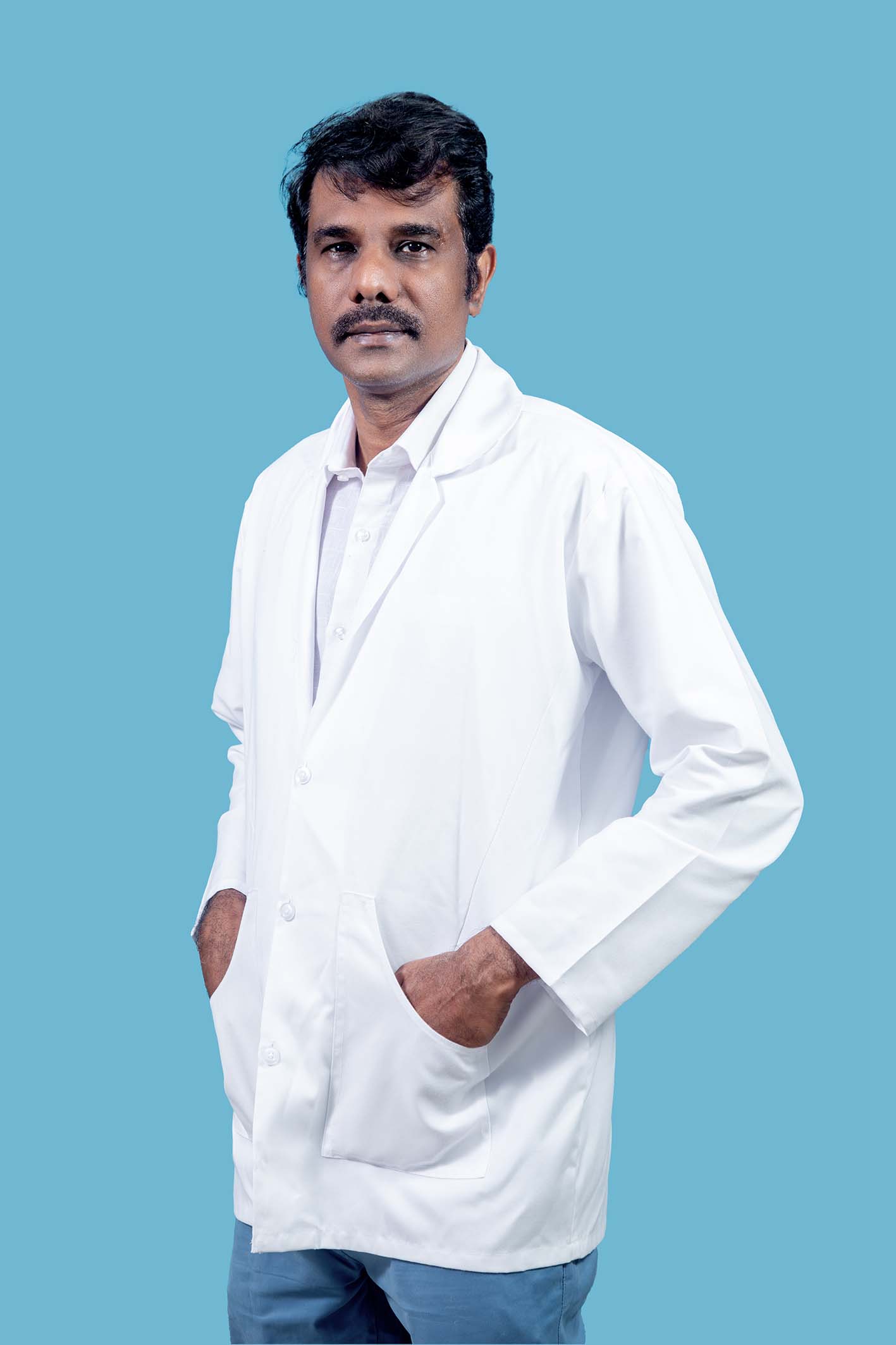 Dr Selvakumar K